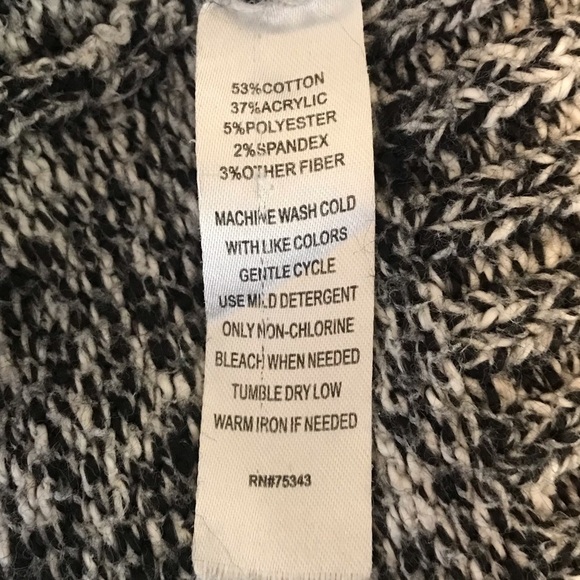 If It Were Me marled toggle close cardigan Small - Picture 5 of 7